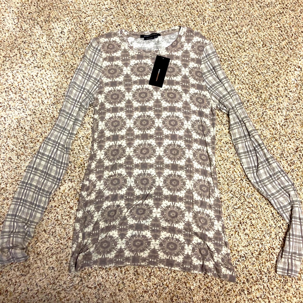 BCBG MAXAZRIA Long Sleeve T-shirt NWT Size Large
